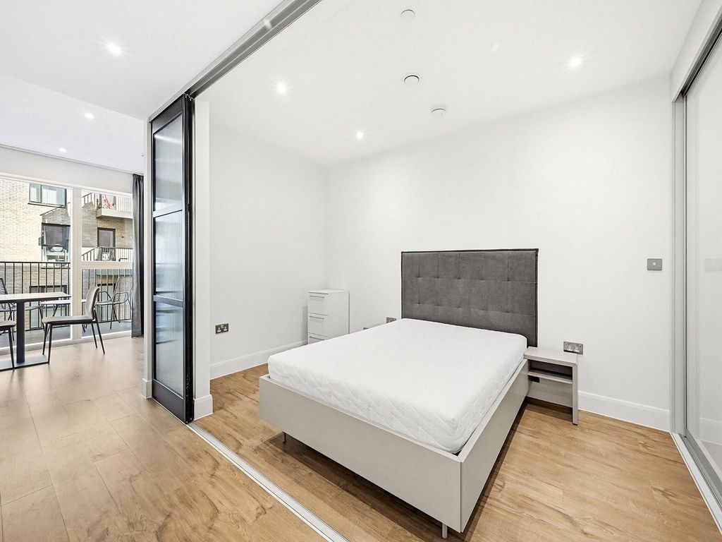 Property photo 2 of 24 Picture No. 02