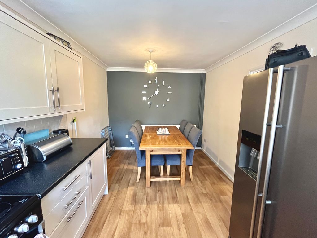 Property photo 2 of 15 Dining Room