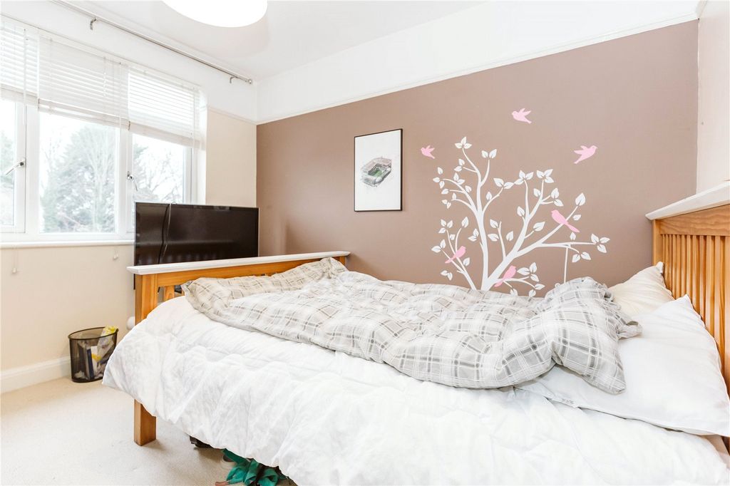 Property photo 2 of 11 Picture No. 28