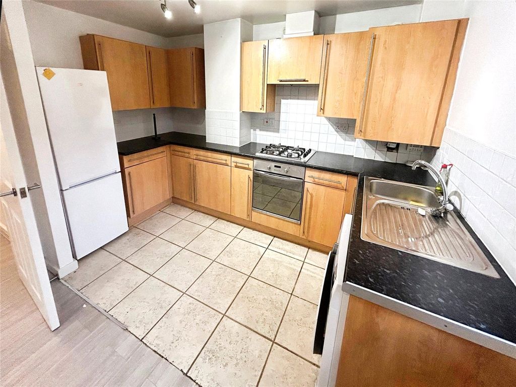 Property photo 2 of 7 Picture No. 01
