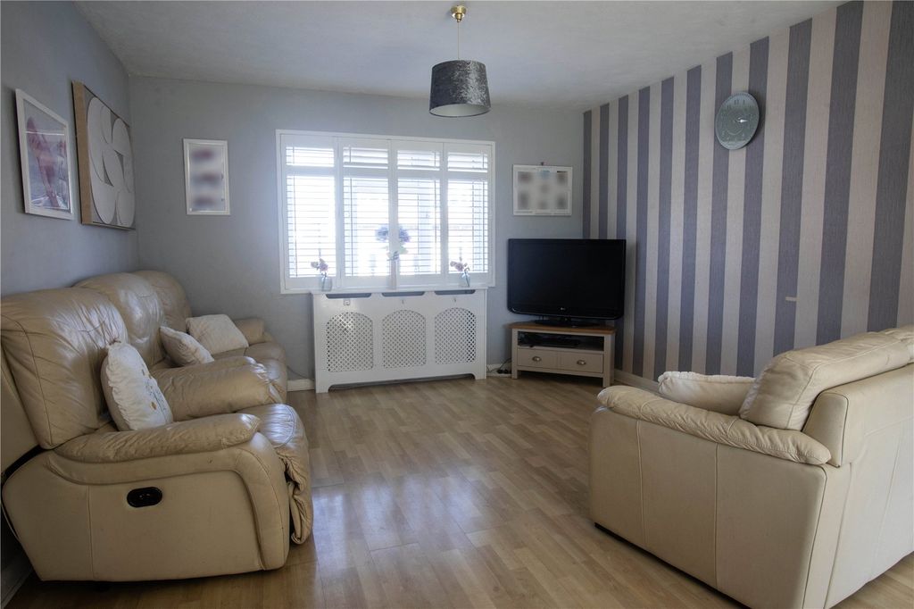 Property photo 2 of 16 Picture No. 20
