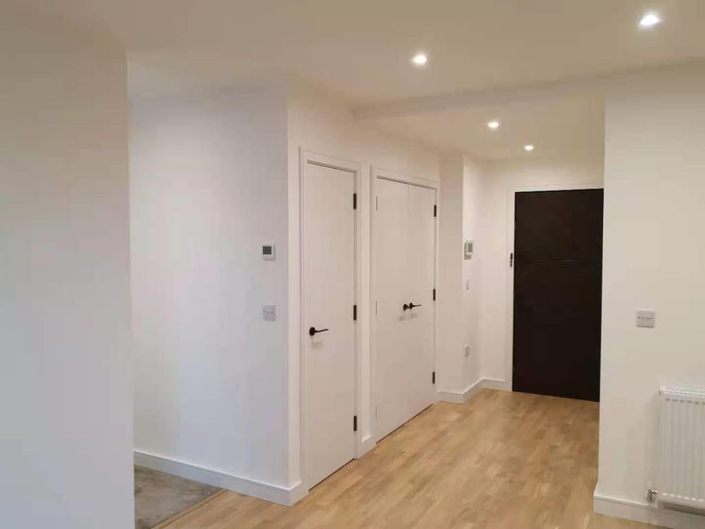 Property photo 2 of 9 4.Jpeg