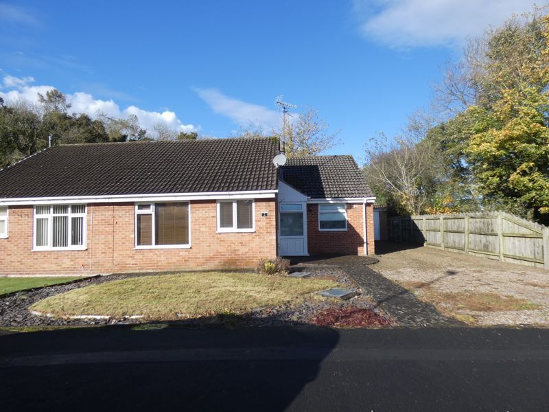 Property photo 1 of 5 Front