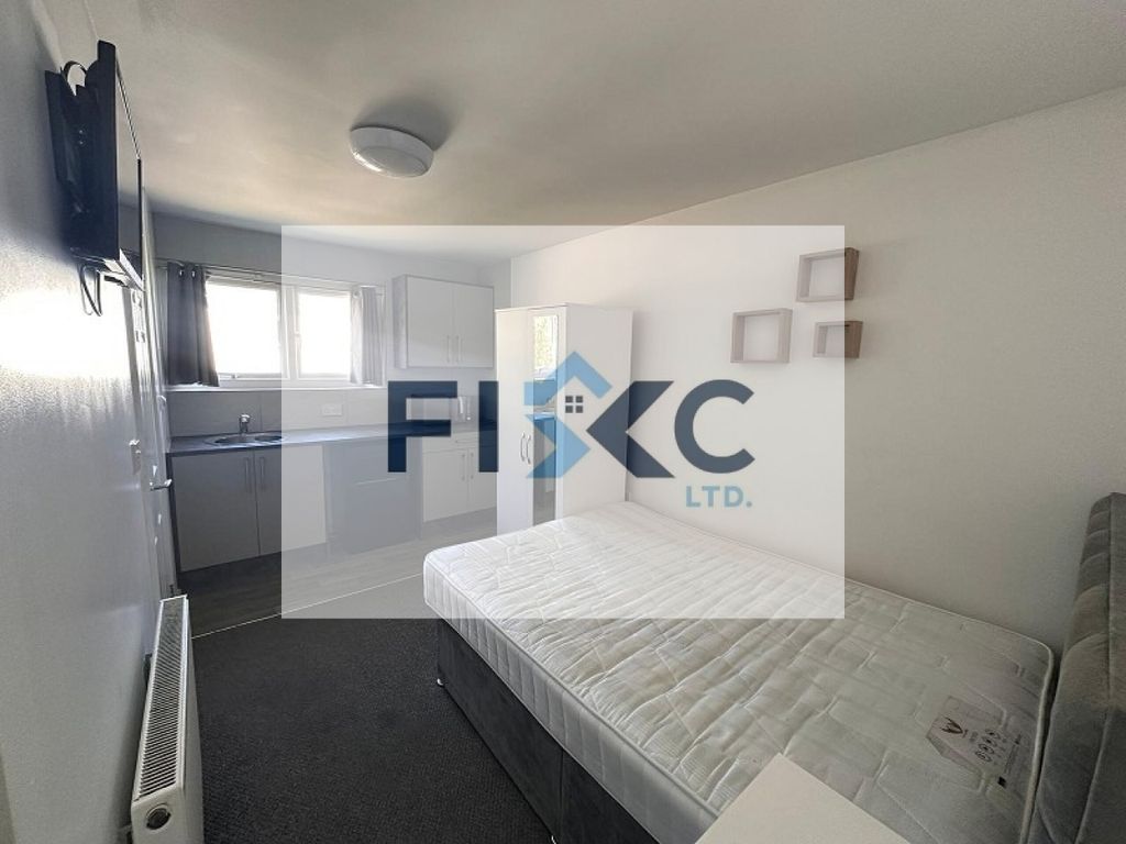 Property photo 1 of 7 2694-Pra12546-1-Raw