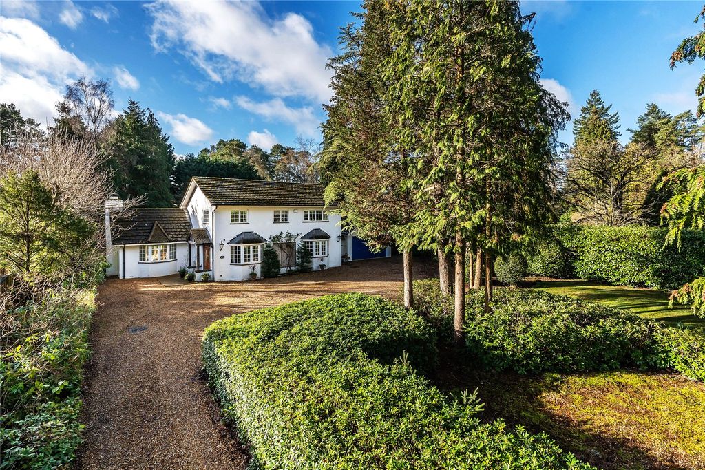 Property photo 1 of 45 Picture No. 09