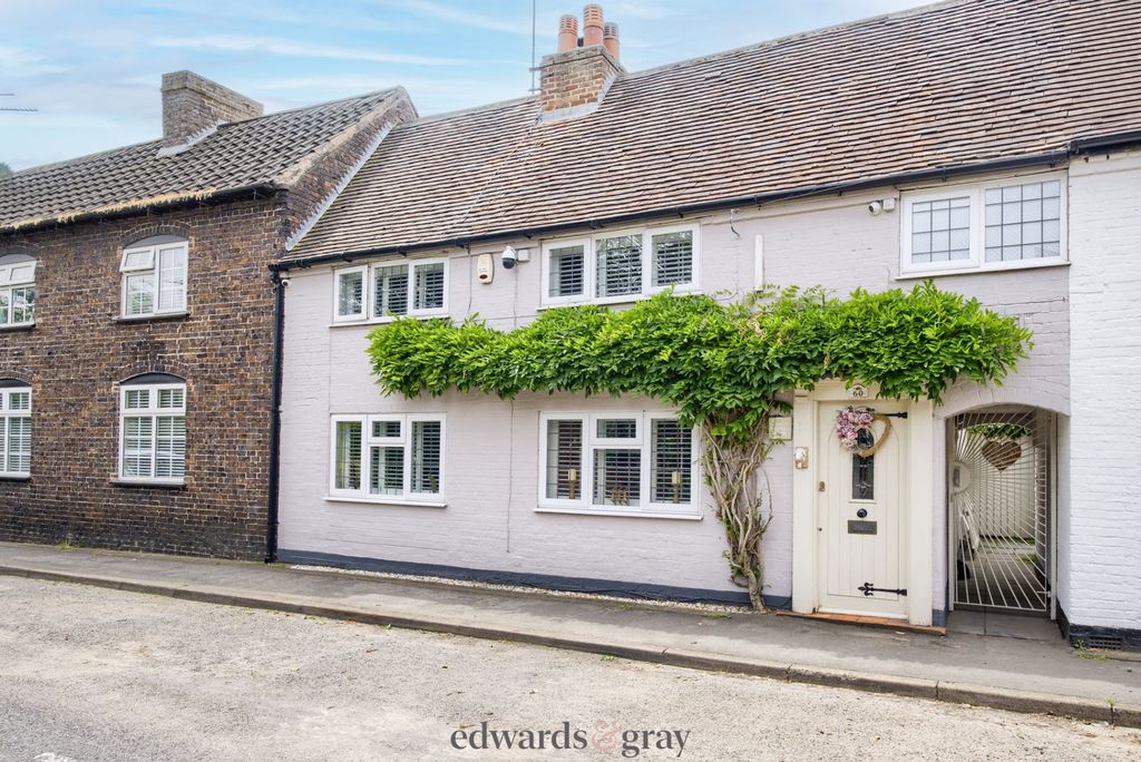 Property photo 1 of 34