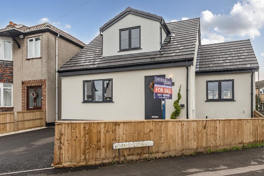 Property photo 1 of 13 1399713-2-6967A01c8dc17.Jpg