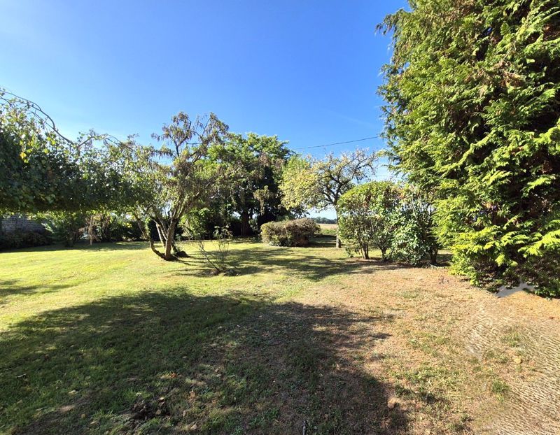 Property photo 2 of 11 Photo 4