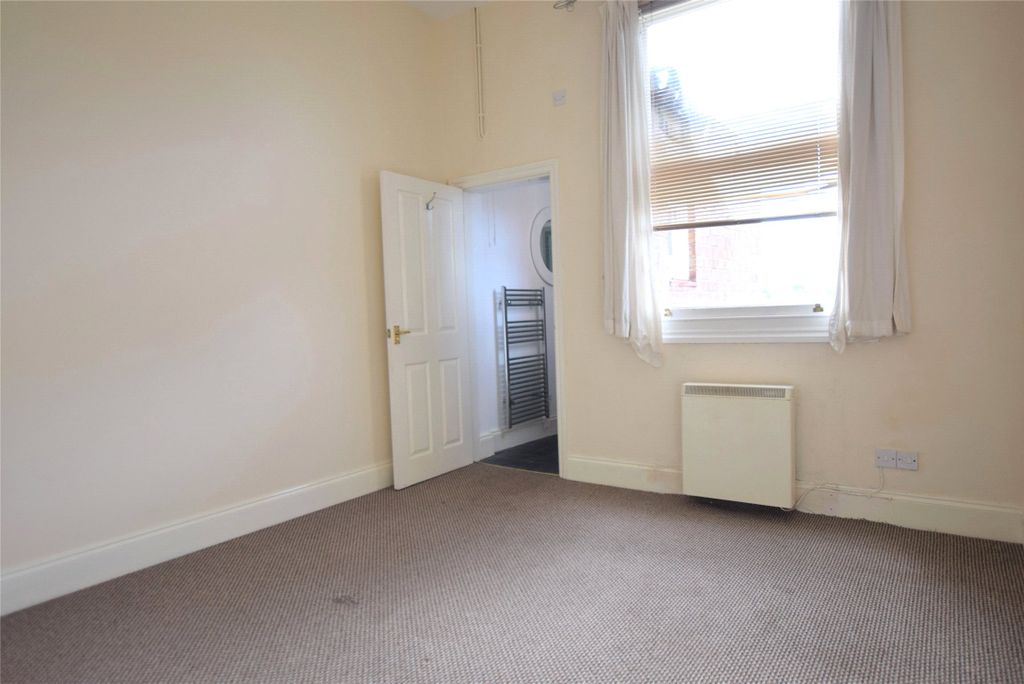 Property photo 3 of 7 Bedroom