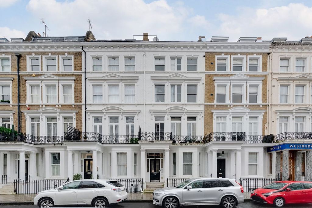 Property photo 1 of 5