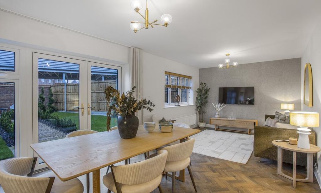 Property photo 1 of 8 Dandara - Zoopla -
