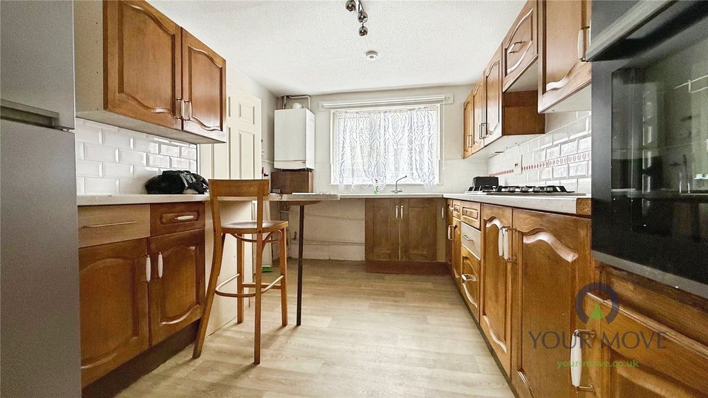 Property photo 3 of 15 Picture No. 04