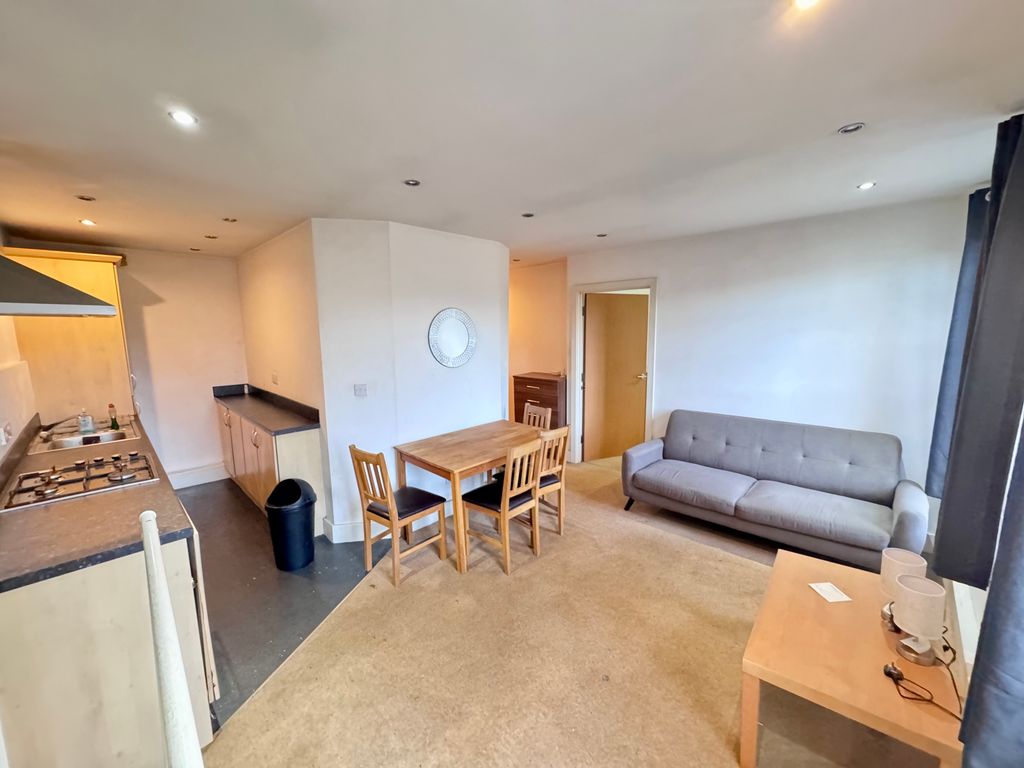 Property photo 3 of 7