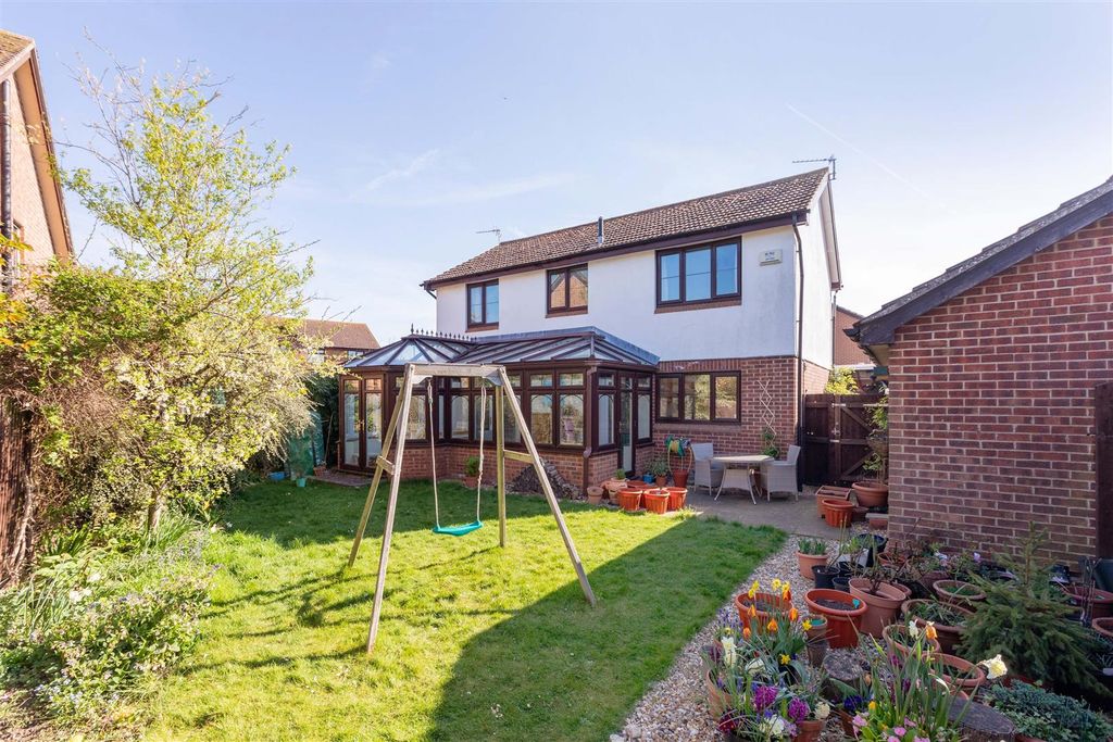Property photo 1 of 23 6 Sixpenny Lane-3.Jpg