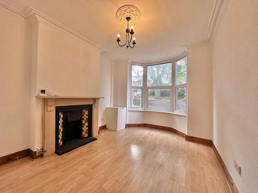 Property photo 2 of 25 62