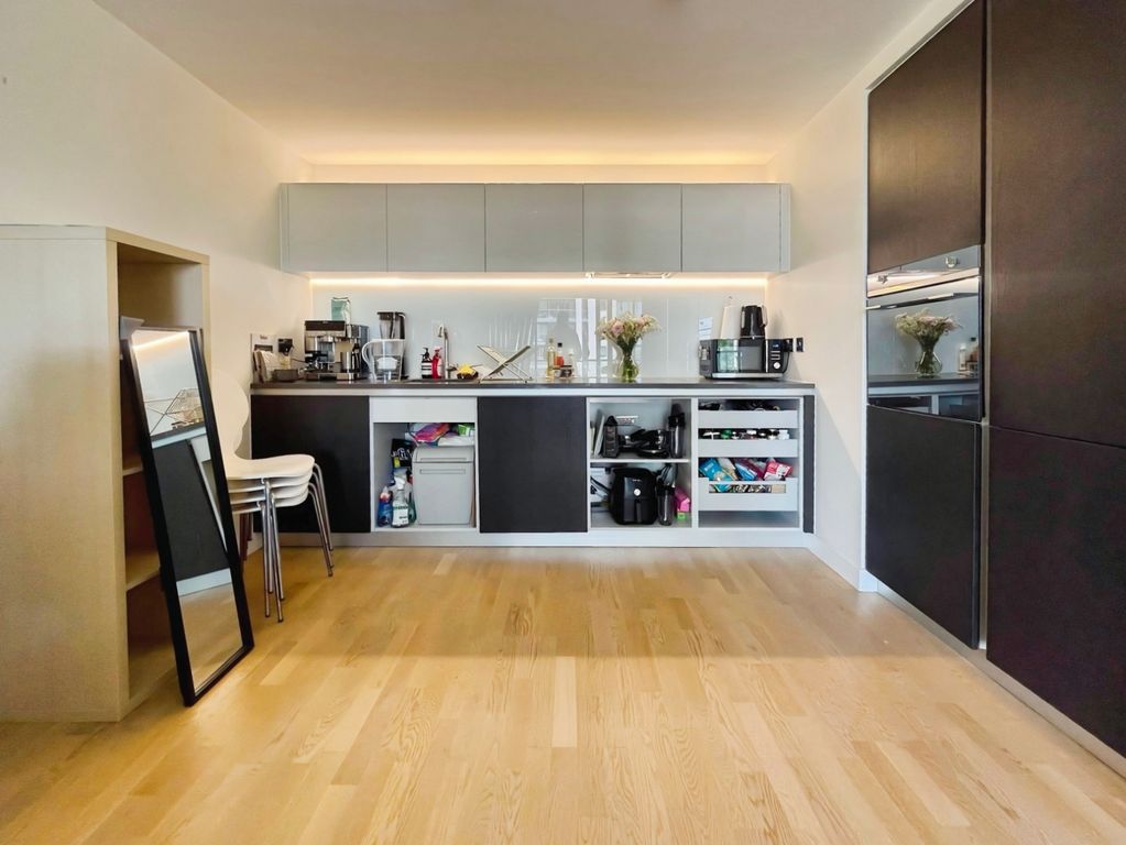 Property photo 3 of 12 Pbox-Img.Jpg