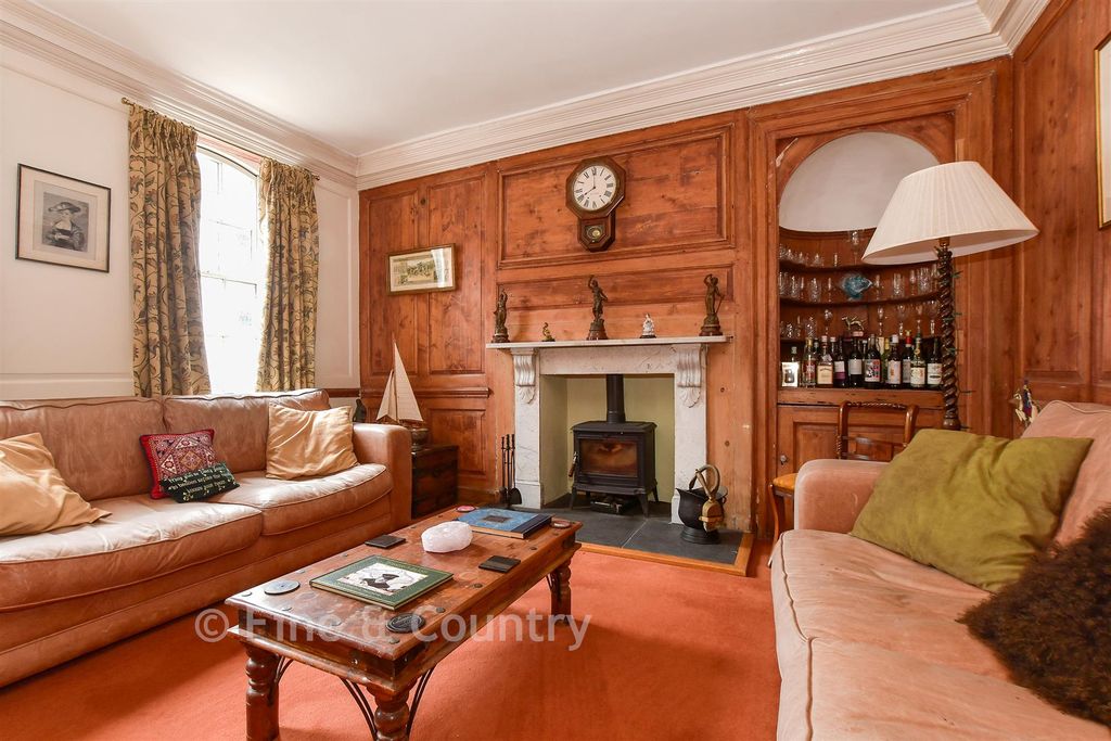 Property photo 1 of 16 Drawing Room