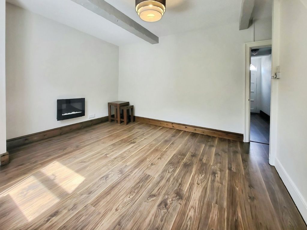 Property photo 3 of 14 Picture 3