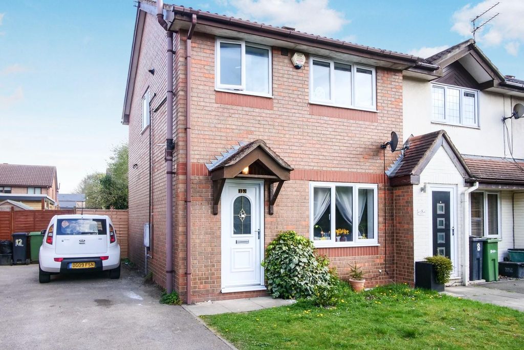 Property photo 1 of 13 Front View