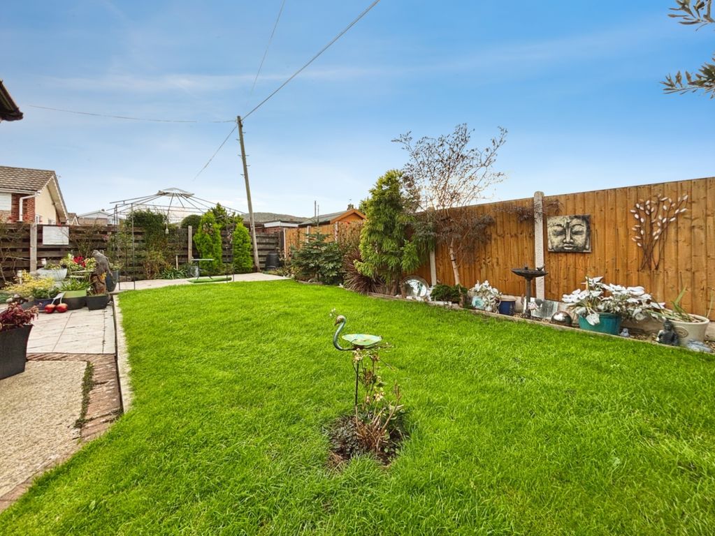 Property photo 2 of 26 Garden