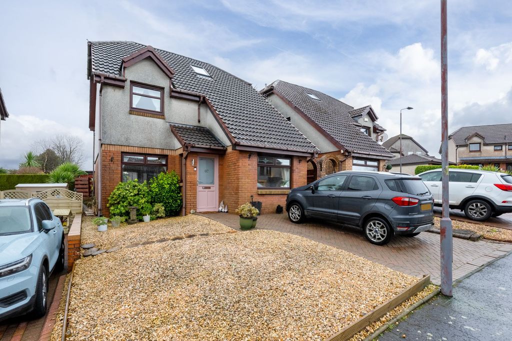 Property photo 1 of 31