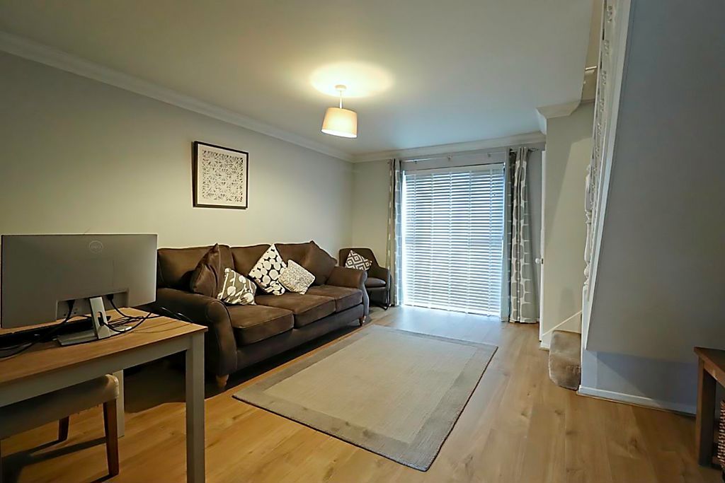 Property photo 2 of 17 Living Room