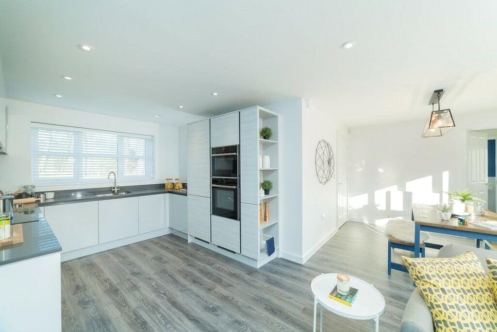 Property photo 2 of 14 Picture No. 02