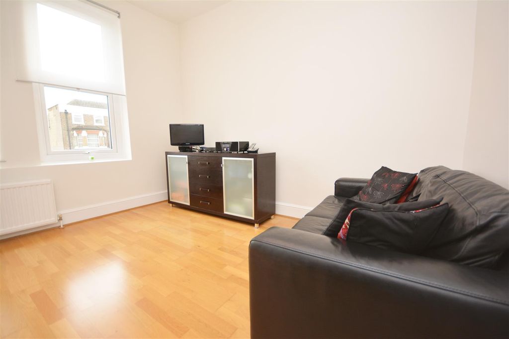 Property photo 3 of 6 5_Nraxpzg02Amxwz9Thuxw.Jpg