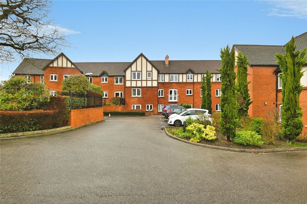 Property photo 1 of 17 Front