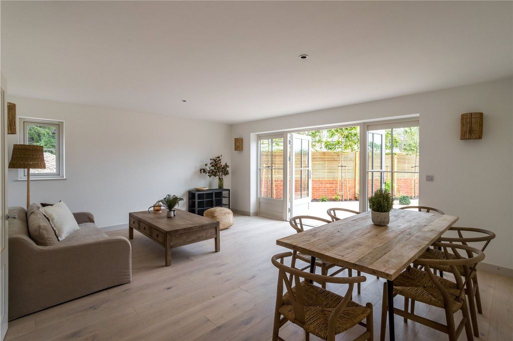 Property photo 3 of 20 Sitting/Dining Rm