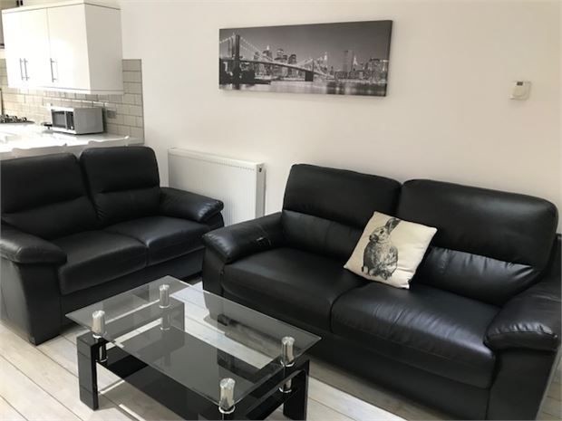 Property photo 2 of 10 Picture 2