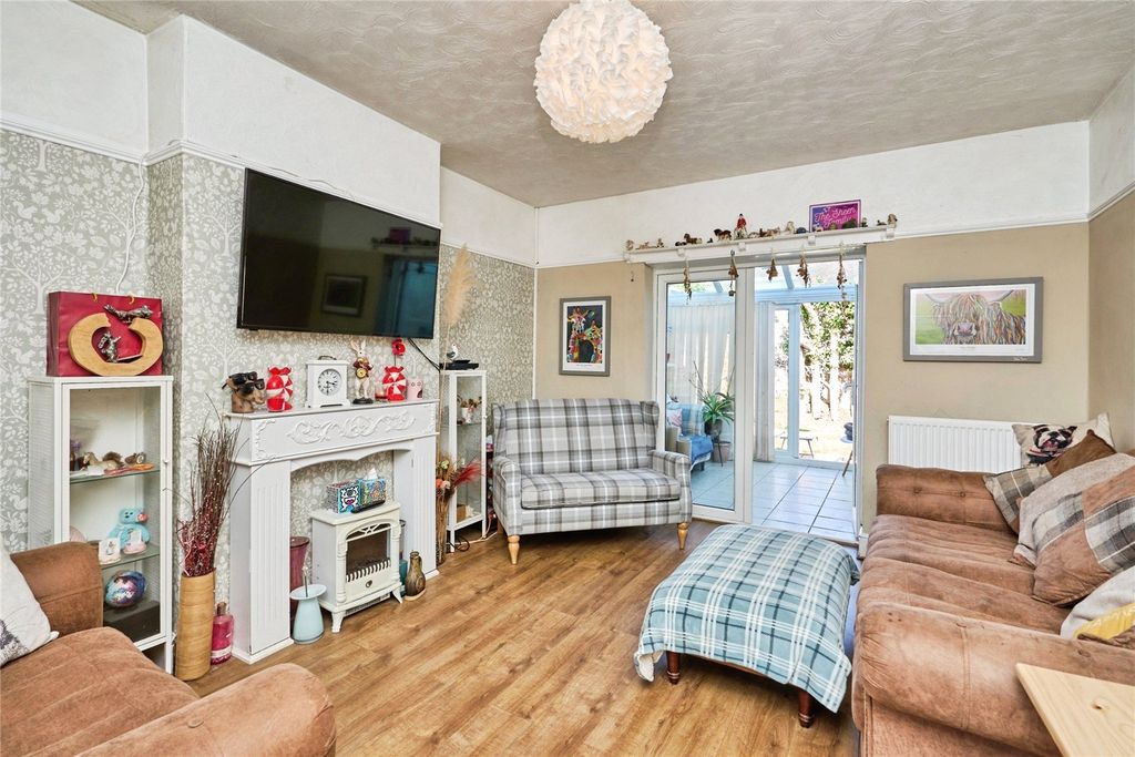 Property photo 3 of 12 Picture No. 07