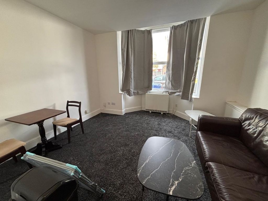 Property photo 3 of 10 Image 3