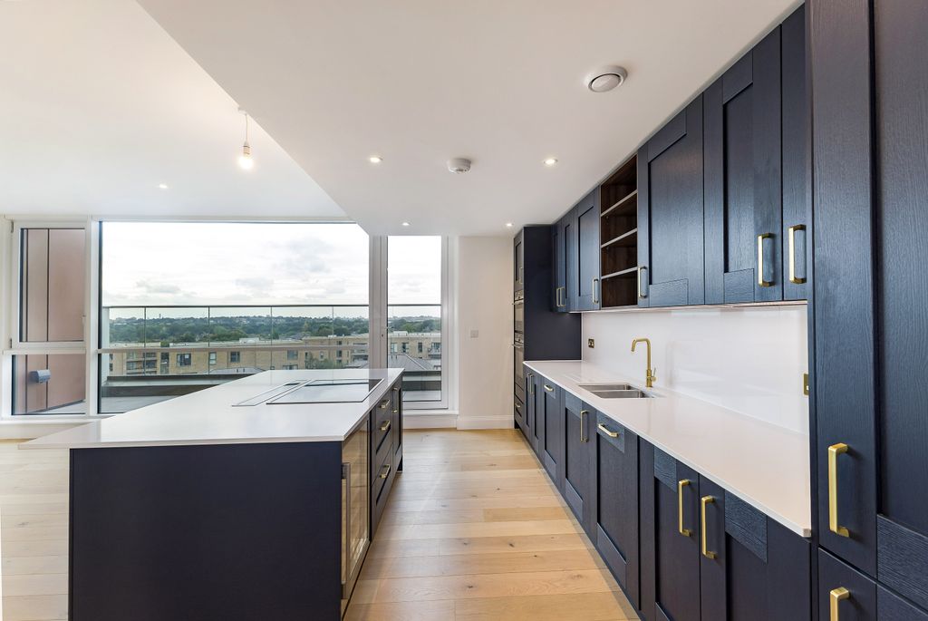 Property photo 3 of 11 99055_Flat 77 Wrest House 27 Inglis Way (5).Jpg