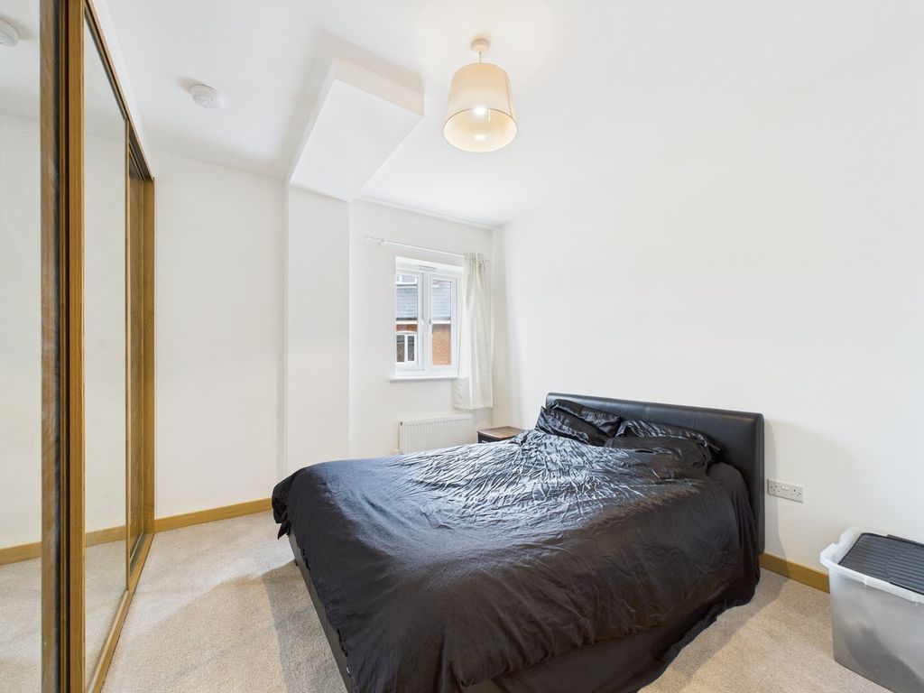 Additional image 6 of 2 bed flat for saleWalsworth Road, Hitchin SG4