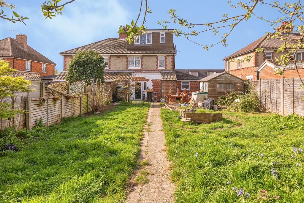 Property photo 3 of 25