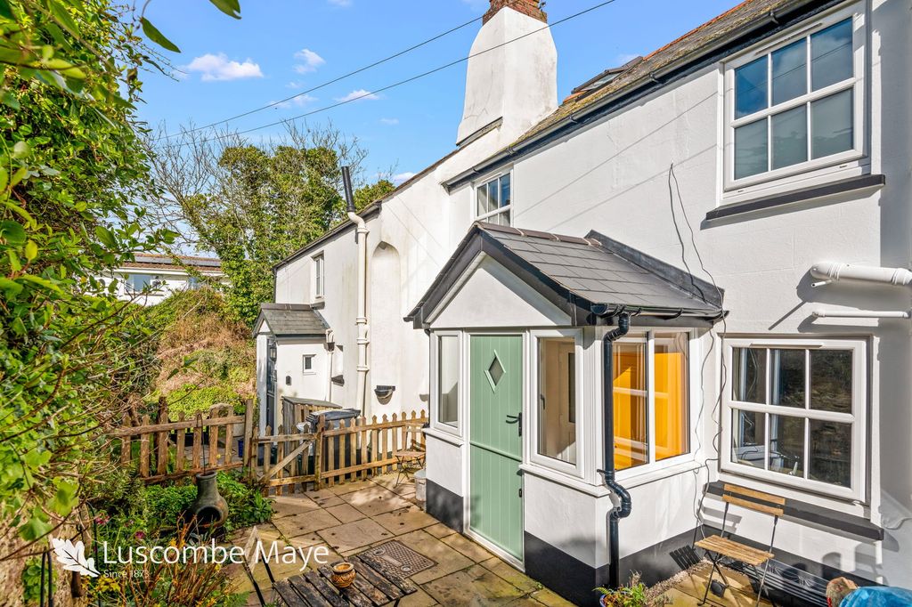 Property photo 1 of 14