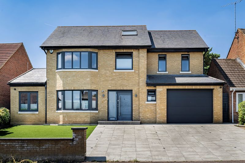 Property photo 1 of 27 Photo 14