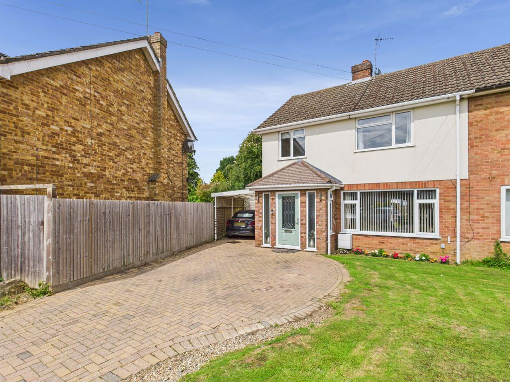 Property photo 1 of 15 Cam01354G0-Pr0540-Still028