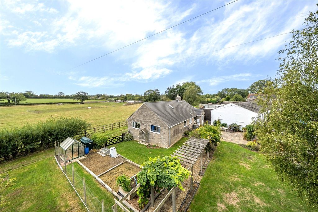 Property photo 1 of 20 Picture No. 02