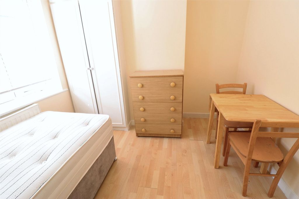 Property photo 2 of 5 Picture No. 02