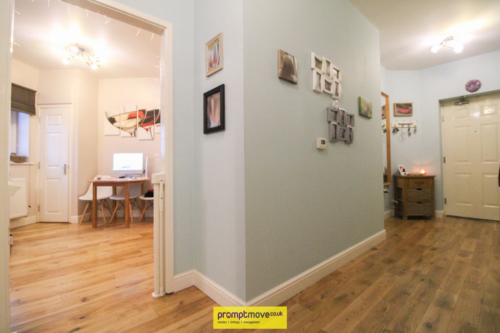 Property photo 2 of 15 Na