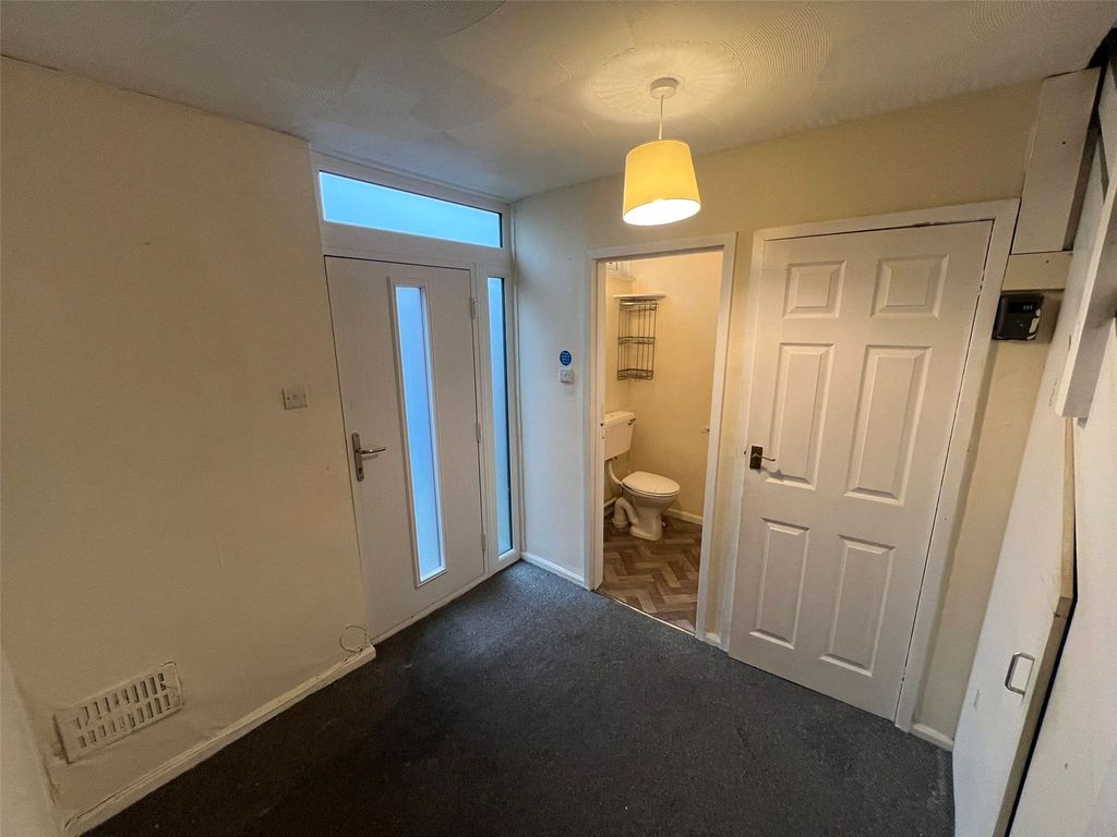 Property photo 2 of 18 Picture No. 06