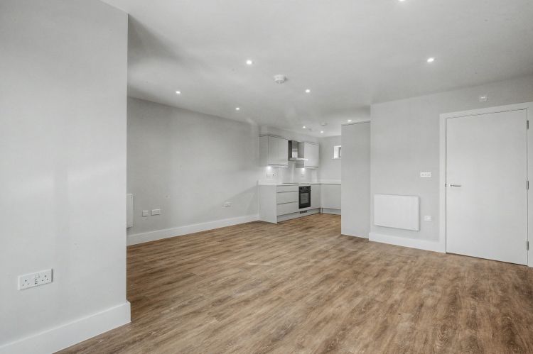 Property photo 3 of 8 331938