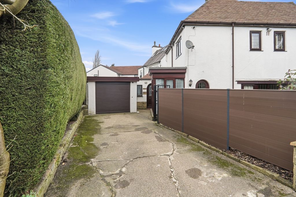 Additional image 21 of 3 bed detached house for saleWoodhall Park Drive, Pudsey LS28