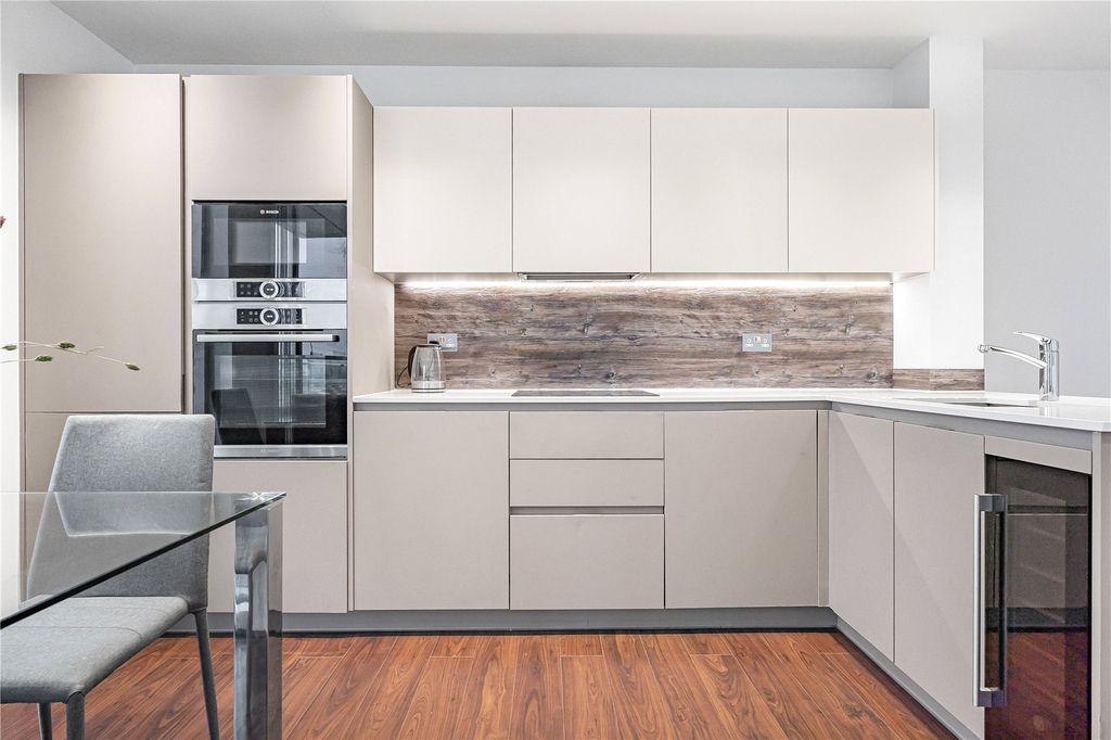 Property photo 2 of 34 Open Plan Living