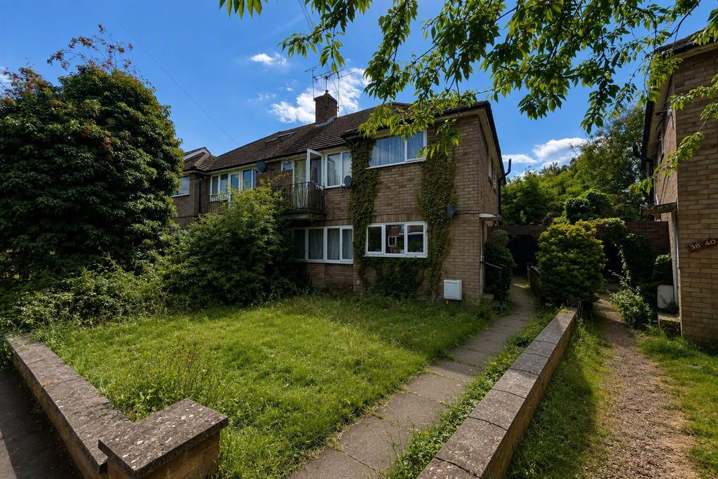Property photo 2 of 11