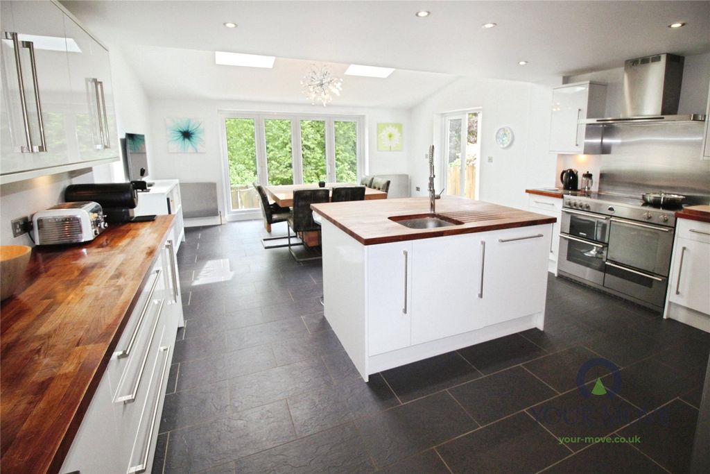 Property photo 2 of 12 Picture No. 58