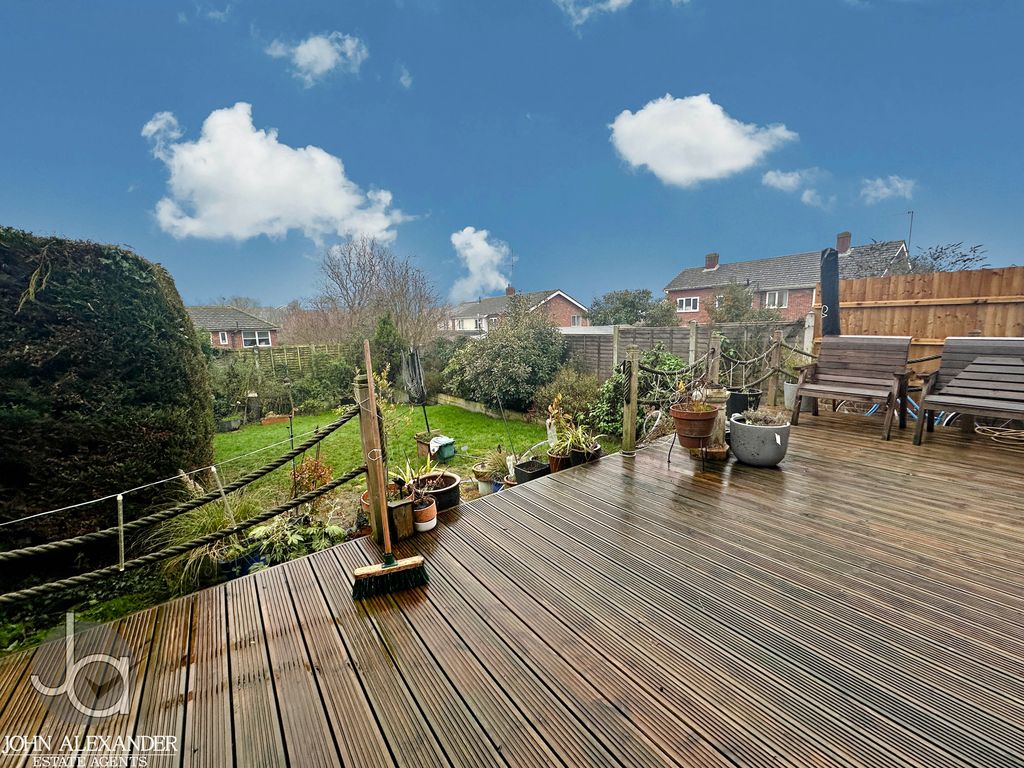 Property photo 3 of 18 20260203_141709779_0.5