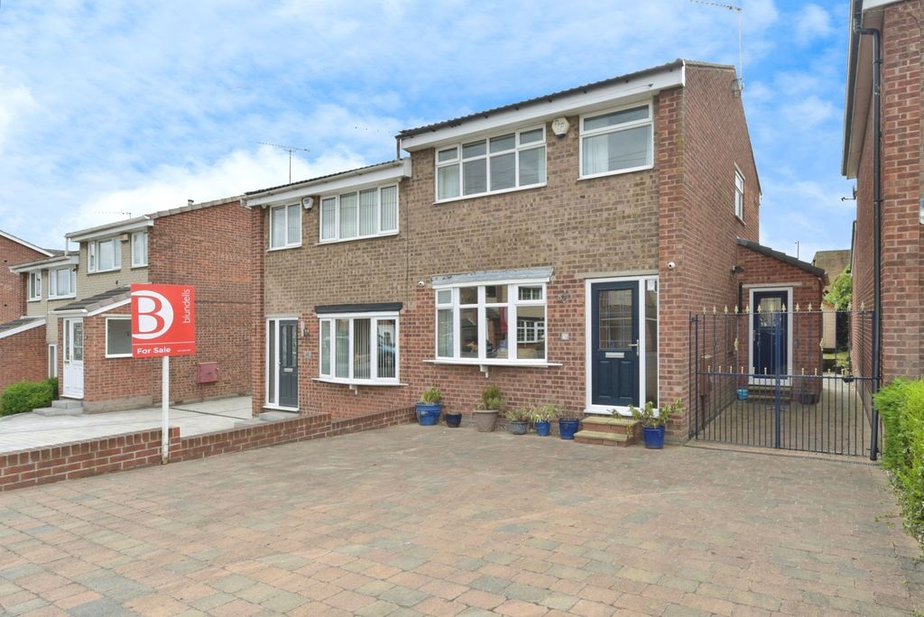 Property photo 1 of 17 Photo